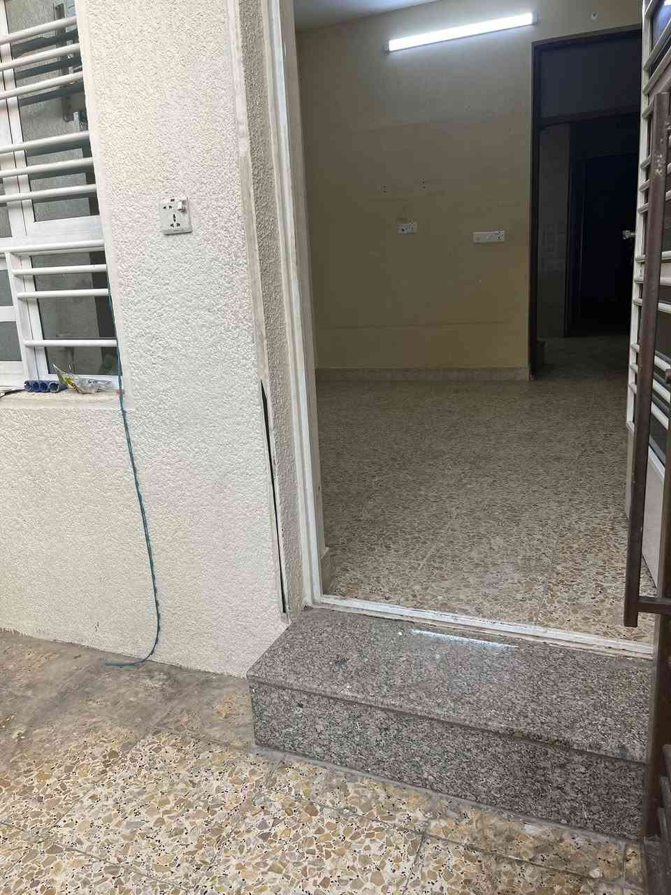 مشتمل للبيع
مساحة المشتمل ٥٥ متر 

واجهة ٣,٣٠ نزال ١٦ ونص

يحتوي على صالة ومطبخ و٣ غرف نوم

صحيات فوك وجوا 

العنوان الشعب حي سومر 

شارع عرضه ٨ قرب الفلكة الاولى

السعر ١٧٠ مليون قابل للتفاوض 

للاستفسار ***********
