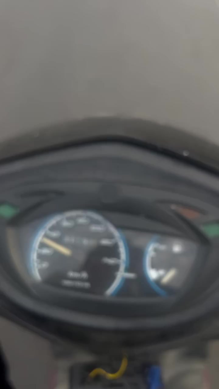 السلام عليكم مرخصت الادمن جي تي آر للبيع دراجه مال وكاله بس نكلبت بيها بس البجم نكسر من جوه ف اني بدلت كفرات و كفراتها الاصليه ضامهن دراجه شلعه و معدل نكسره سلف كلها شغاله رايدها ب٩٥٠وبيها مجال للتواصل 
***********. هذا بس واتساب 
***********هذا متواجد بي  مكاني بغداد المدينه
