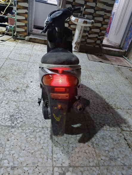 سلام عليكم دراجه ماكس نضيفه كله شغال سلف هندر صالنصه fm دراجه بلاديه السعر 300 وبيهه مجال اوراق أصولي ما متواجد عله الفيس ***********
