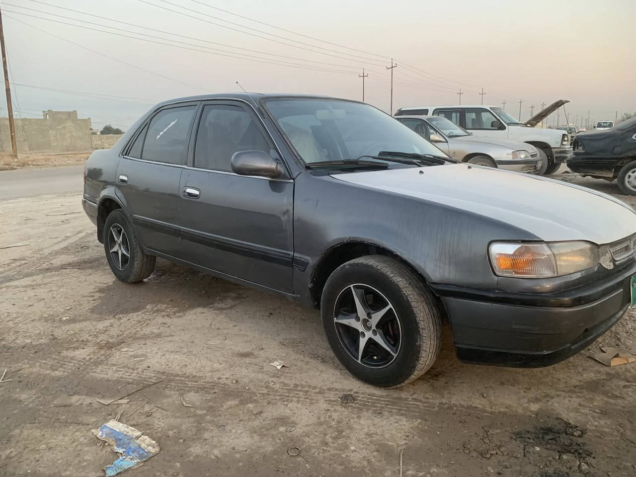 كورلا /1996 بيع او مراوس حسب القناعه/رقم نينوئ فحص /گير أوتوماتيك /مصبوغه عام / السعر  32$ وبيها مجال /مكان السياره صلاح الدين قضاء العلم /رقم التلفون /***********
