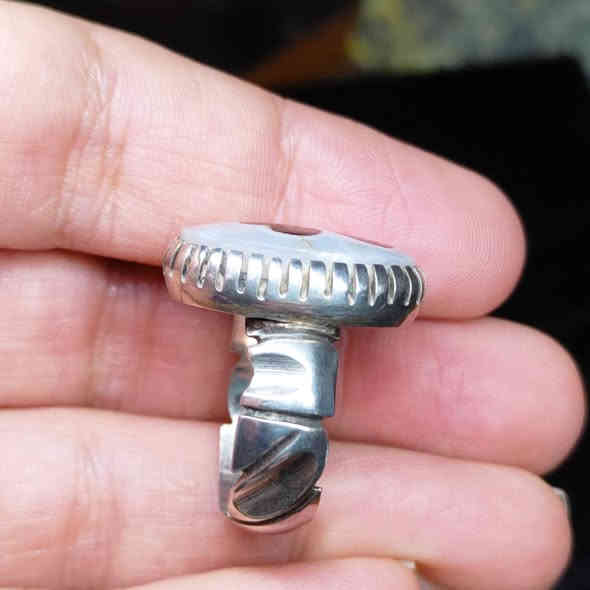 داودي يماني سعر 40 
يوجد توصيل واتساب ***********
