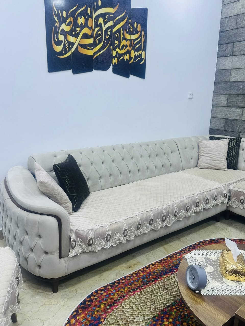 السلام عليكم كورنر للبيع مشتريتة من الجشعمي قبل سنة بمليون ونص
هسة رايدة ابيعة ب٧٥٠وبي مجال بعض المقاعد نازل السفنج مالتها فقط مابي اي ضرر الارجل خشب زان اصلي 
مكاني بغداد الدورة


**إذا كنت صاحب هذا الإعلان وتريد حذفه لأي سبب، رجاءا أرسل رسالة إلى الدعم الفني**