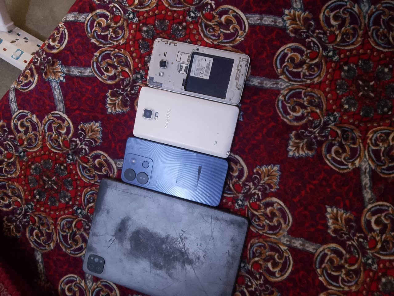 سلام عليكم اجهزه قديمه للبيع فنكس يعوزه شاشه فقط لايباد عاطل سامسونك لبيض بطاريه وايسي كراند بريم يعوزه بطاريه وفتح رمز قيم بليحبه الله ادمن


**إذا كنت صاحب هذا الإعلان وتريد حذفه لأي سبب، رجاءا أرسل رسالة إلى الدعم الفني**