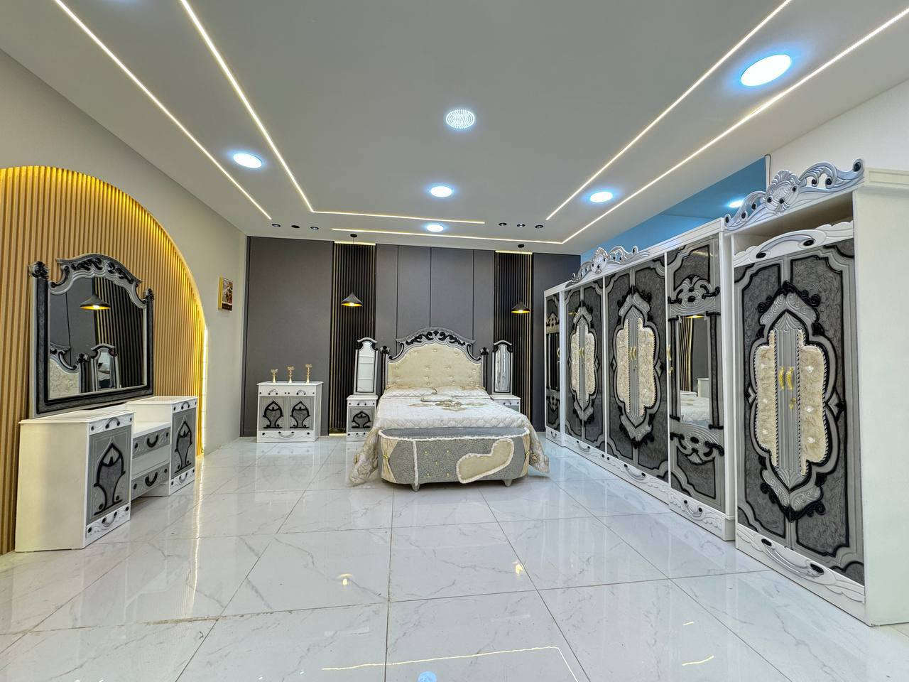 ✨ غرف نوم بأنواع متعددة (صاج – مرمري – خشب) ✨

👍👍 موديلات حديثة ومميزة 👍👍
💖 اختياركم الأمثل لبيت أجمل 💖

💰 الأسعار تبدأ من (850ألف) – (مليون) – (مليونين أو أكثر) حسب الموديل

🛠 شد ونقل داخل بغداد (بكل المناطق) بأسعار مناسبة
🚛 يتوفر توصيل مع شد للمحافظات أيضاً

📌 للحجز والاستفسار يرجى مراسلة الصفحة مباشرة 💬

---
#غرف #غرفة_نوم #غرف_تركي #غرف_صاج #غرف_مرمري
#اثاث_منزلي #اثاث_بيت #غرف_خشب #معرض_غرف_نوم
#بغداد #العراق #ديالى #كربلاء #نجف #بابل #بصرة
#توصيل #شد_غرف #موديلات_حديثة #ديكور


**إذا كنت صاحب هذا الإعلان وتريد حذفه لأي سبب، رجاءا أرسل رسالة إلى الدعم الفني**