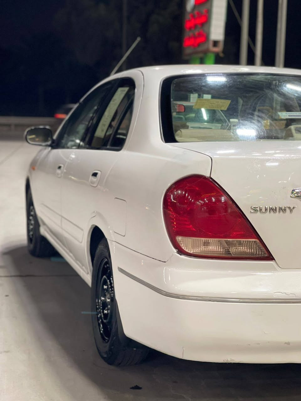 نيسان سني ياباني 2009 محرك ممتاز كير ممتاز حداديه جيده سياره تخم تاير جديد رقم بغداد الجديد سياره تبريد شغال ثلج تدفئه شغاله سياره يوجد بيها ثلاث قطع صبغ بدون دواخل فقط للجماليه السعر 92 لاستفسار على هذا الرقم *********** محمد العنوان بغداد الشعب
