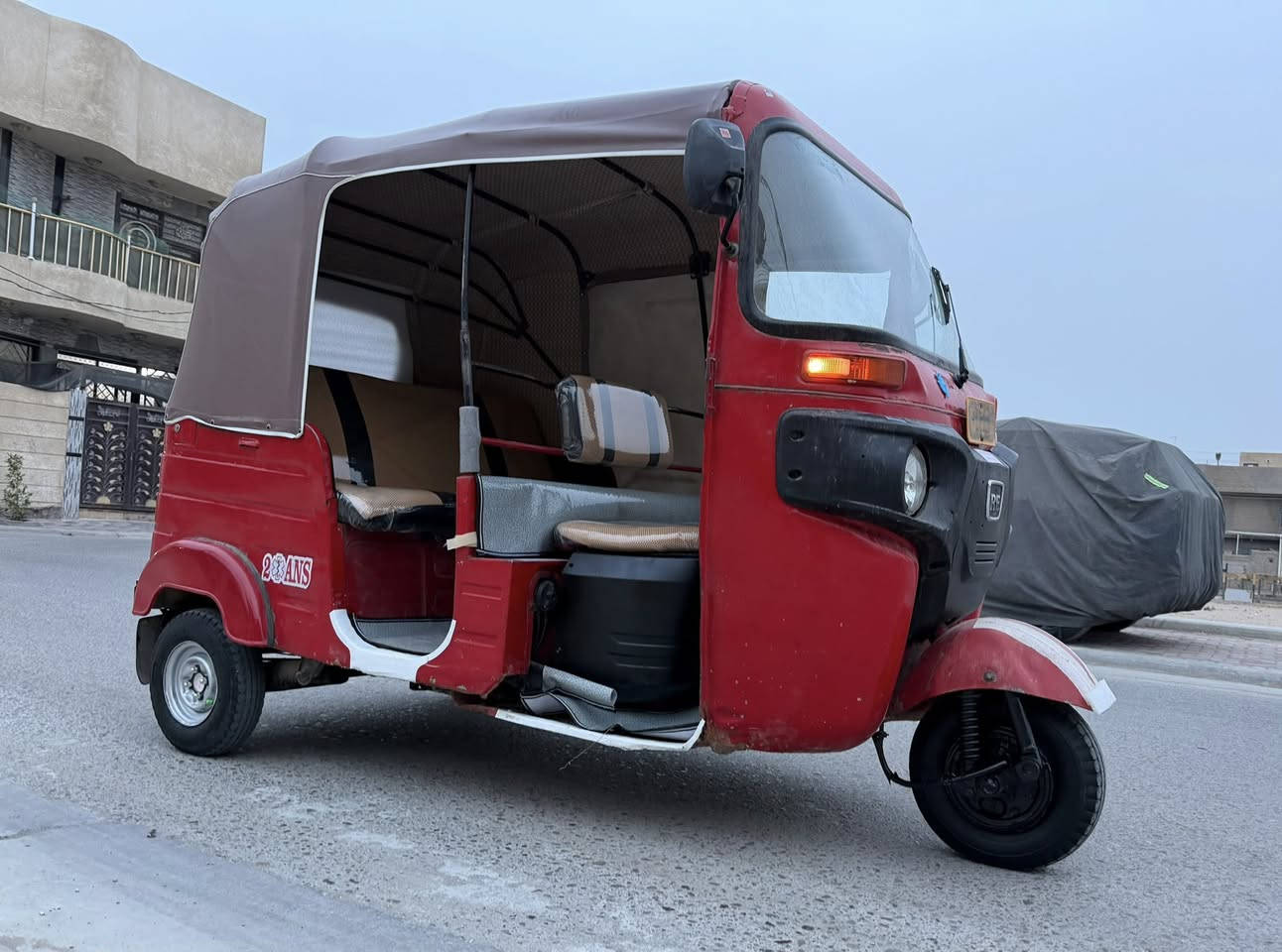 تكتك للبيع ٢٠١٨شهر ١ طالعه من المعرض اوراق كربلاء البغدادي محرك مال ٢٠٢٠ جديد محرك كفاله كشر مكفول عدا طخه بارد إصبعين تكتك جاهزه من كل شي تراي حلو وناعم 
مكاني كربلاء


**إذا كنت صاحب هذا الإعلان وتريد حذفه لأي سبب، رجاءا أرسل رسالة إلى الدعم الفني**