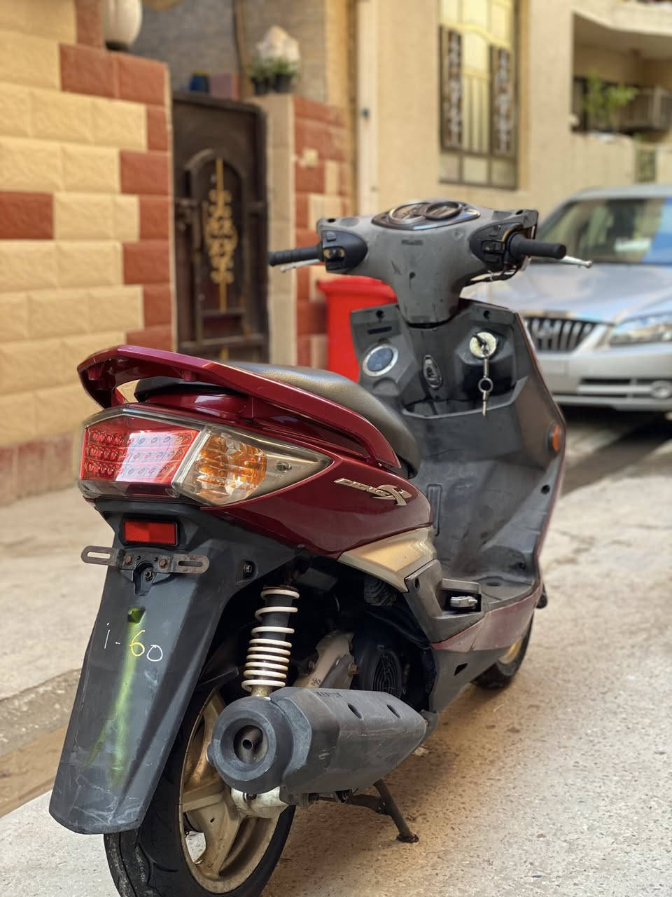 إسلام عليكم اخوان دراجه سكنس فحل نوزل خطين طلاعات
فئه الكولد لون مميز وختم واحد كفاله عامه من كلشي دراجه رمبه ضمان مكينه وكفر 
مكاني///بغداد كريعات
رقمي ///***********
