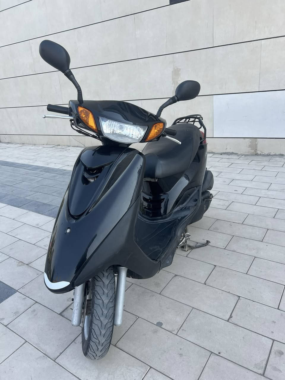 السلام عليكم للبيع دراجه يوماها اكزز ياباني نوزل خطين،استان كهربائي ياباني لأصلي
‏‎السرعه,،،140  ماشيه ٥٥ الف حقيقي ماخذها من معرض واورقها كامله وبأسمي 

حجم المكينه (125cc)

‏‎شلعه :ومعدل.(نكره سلف)

‏‎المحرك:نضيف كلش  برغي ممفتوح.كفرات مثل مشوفون بصوره  نضيفه كلش

‏‎٪؜ ‎دراجه كشر ومكينه نضافتا٩٩  

‏‎كامله أيٌ نقص مابيها‎    

دراجه مميزه ونضيفه وحلوه بلخير علئ الي ياخذها ‎

‏‎السعر ١١٠٠ )))وبيها مجال للطيبين))) محتاج ودا ابيعها 

‏‎مكاني بغداد اي استفسار 

***********
