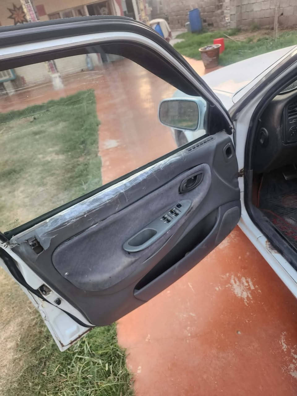 السلام عليكم برنس فراشة موديل 96 رقم بغداد سيارة باسمي بيع مستعجل 33 وبيها مجال حك جية مكان سيارة بغداد المدائن ***********
