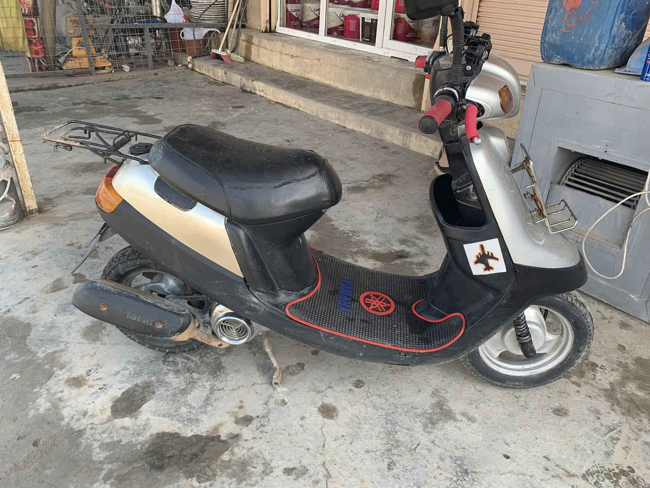 السلام عليكم للبيع موطور بوتين شرط نضافه 100/100
السعر 250 سلف شغال وندر واحد شرط لايت بومه اشاير شغاله 
رقم اتصل وتدلل  ‭ 0782 839 1609‬
