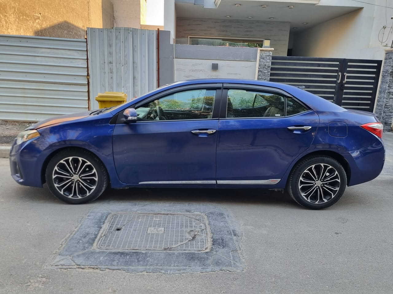 كورولا سبورت 2014
وارد امريكي صبغ 3 قطع. ماشية 100 الف ميل. شاشة اندرويد والاصلية موجودة ايضا
بغداد
متوفر واتساب 
***********
