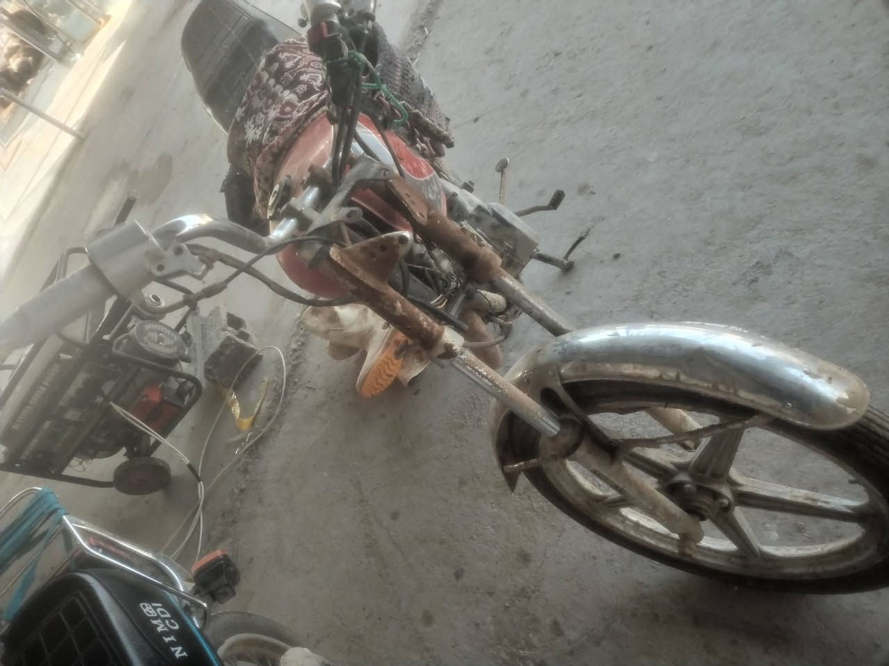 السلام عليكم
بسبب الوعد الكاذب اعيد النشر للبيع اربعه كير نظيها مال شغل هندر واحد تشتغل والله بس الويل الامامي مبدل مو لهاا مستعجل على بيعتهاا سعر 150وبيها مجال للشراي مكان كربلاء طريق بغداد عامود 3001شراي تصل ***********😘🫡
