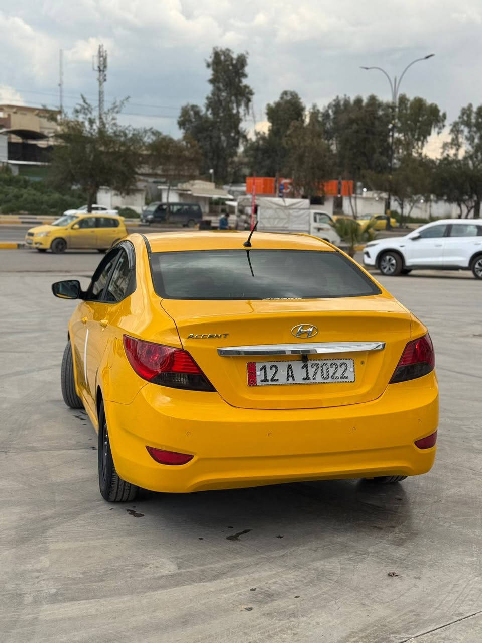 اسلام عليكم اخوتي
اكسنت 2011
رقم نينوه 
مكينه 16 دوش مرغورب شرط
كير عادي 
جامات كهرب
تبريد منظومه كاملاه جديده
تايرات جدد
طخم امامي وخلفي نظيف
كشنات هيتر +جلد
5 تكوات
اي بي اس ااصلي
اربع دسك
اشاير مري
تحكمات ستيرن اصلي
اربكات سياره شرط
 ***********
***********
