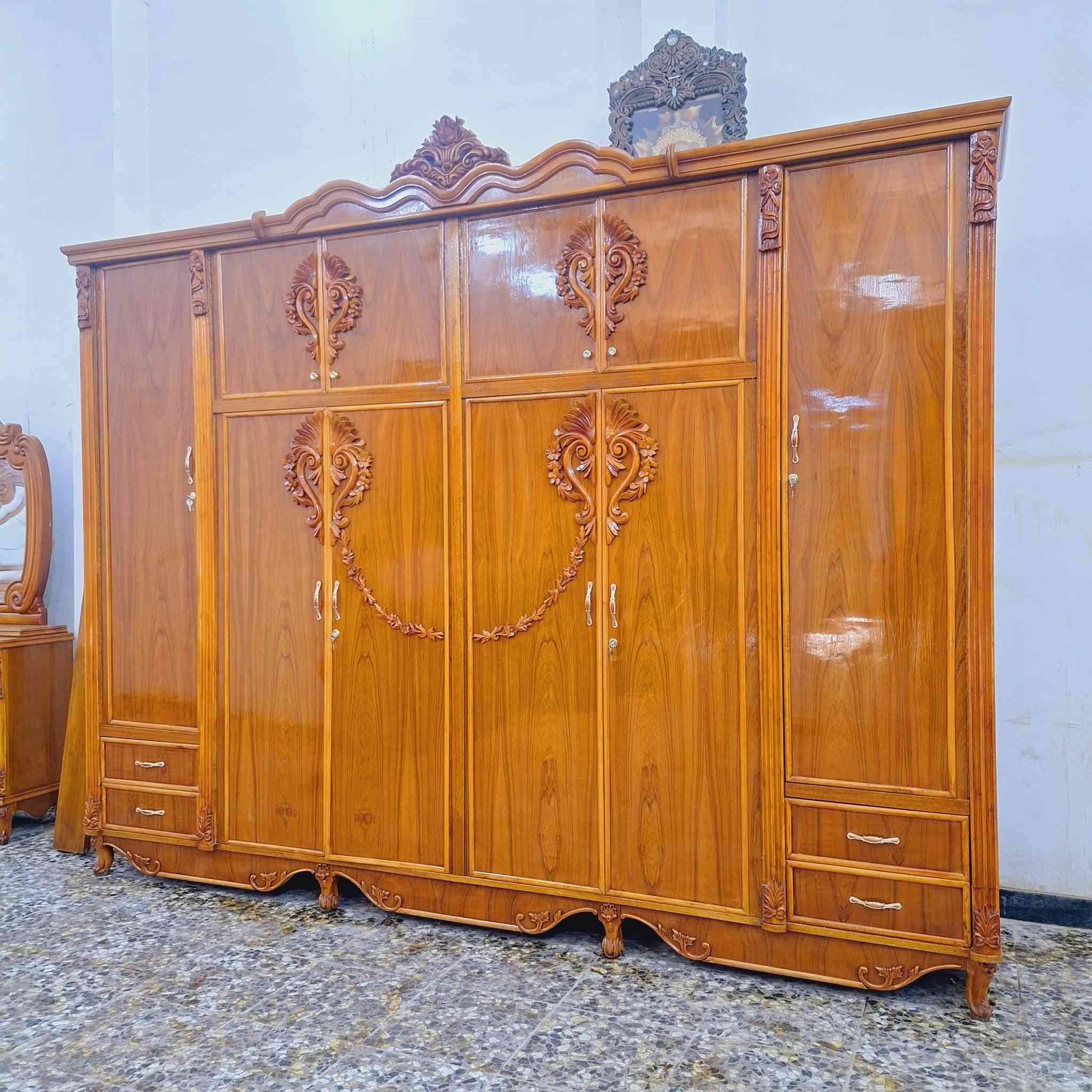 لو تلحك لو متلحك السعر مليون و50 فقط والتوصيل مجاني للإستفسار ***********
