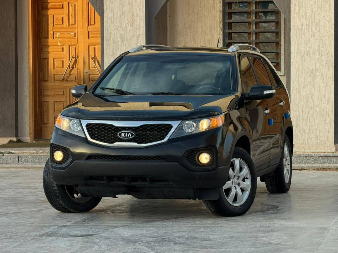 ب  سعر 31800ومزال نساعدك فيها المحرك العادي☄️🦾

نوع:كيا سورينتو 🕯️

المسافه المقطوعه: 130 ألف Km🏃‍♂️
...الموديل :2012🍁 
قوة المحرك:35 🚆
.....
مميزات:كما موضح في الصور 🏅
.استيراد:كندي 🇨🇦 

⚠️ملاحظة: المعاينة الفنية حقك كبائع 

________________
تنويه:السياره عرض لمتابع الصفحه 
📱رقم: 0914269948📱


**إذا كنت صاحب هذا الإعلان وتريد حذفه لأي سبب، رجاءا أرسل رسالة إلى الدعم الفني**