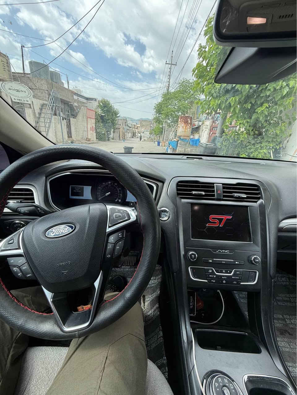 Ford Fusion 2019 | 1.5T
800$ غەرامەی تیایە لەسعری دائەشکێنین 
112  گەڵا 
بێ دەعم پشت و پێش کەپس بێ ئەیرباگ
سەیارەکە نموونەیە لە جوانی و پاکی، ماشاءالله
هەیکەلی وەک خۆی ماوەتەوە و بێ نووقسانی دینار مەسرەفی نیە 

ڕەسمی سۆنرەکەیەم داناوە ڕەسمی دەعمەکەش لە پۆستەکەیە سەیریکە

⚙️ مواسەفات:
• بەسمە
• سێ شاشە + شاشەی گەورە
• ناو زەرد
* ڕاداری ئاوێنە
• ڕاداری پێش و دواوە
• ئاوێنە شەفت، و کارەبای
• تەحدید سورعە
. خەتی جادە 
• ناو کرێمی
• ئۆتۆ ستۆپ
• لایتی پێش LED + عەدەسە + زینۆن
• لایتی دواوە LED کامل
• لایت ئۆتۆ
• فوڵچەی جام ئۆتۆ
• برێک بەسمە و کارەبای
• کۆدی دەرگا
• سێ گێڕ: (عادی، لە سووکان، ئۆتۆماتیک)
• مواسەفاتی زۆری تر…

📞 ژمارەی پەیوەندی:
*********** السليمانية, العراق
