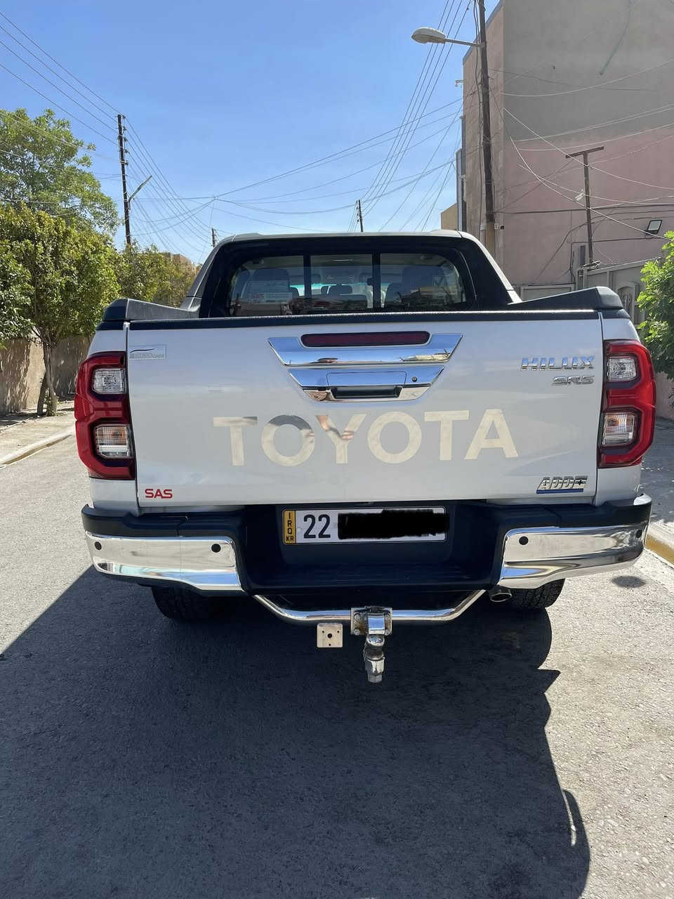 السلام عليكم 
هايلوكس trd 2024 مكفوله كفاله عامه سته سلندر ماشيه 24 الف كيلو باسمي تريد تحويل تريد وكالة 
مواصفات:-
دفع رباعي
مري كهرباء
تبريد كشنات
تحكمات ستيرن
شاشه 
شاحن لاسلكي 
حساسات امامي خلفي
السياره بعدهي على وضع الشركه مكانها بغداد 
السعر 385 
للاتصال ***********
