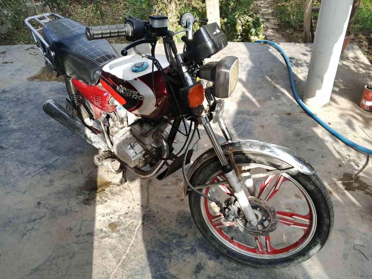 للبيع سيفان 21 كامله مكينه مفتوح اوراق بيه سعر375 بيه مجال مكاني جلولاء
رقم ***********
