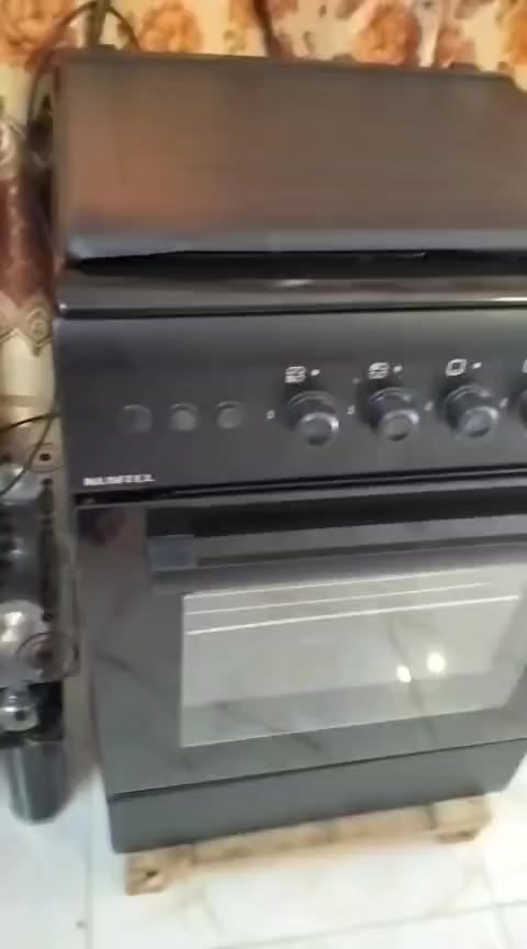 طباخ نظيف ٧٥ وبي مجال


**إذا كنت صاحب هذا الإعلان وتريد حذفه لأي سبب، رجاءا أرسل رسالة إلى الدعم الفني**