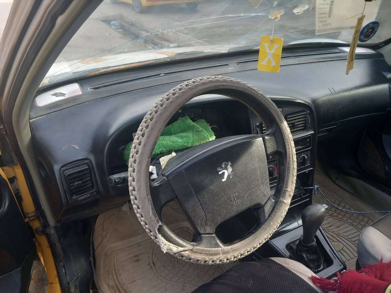 لبيع كوم حديد اتعهد بس بل اصوليات عل بك ماترجع بس ذي قار الغراف  *********** سعر 15
