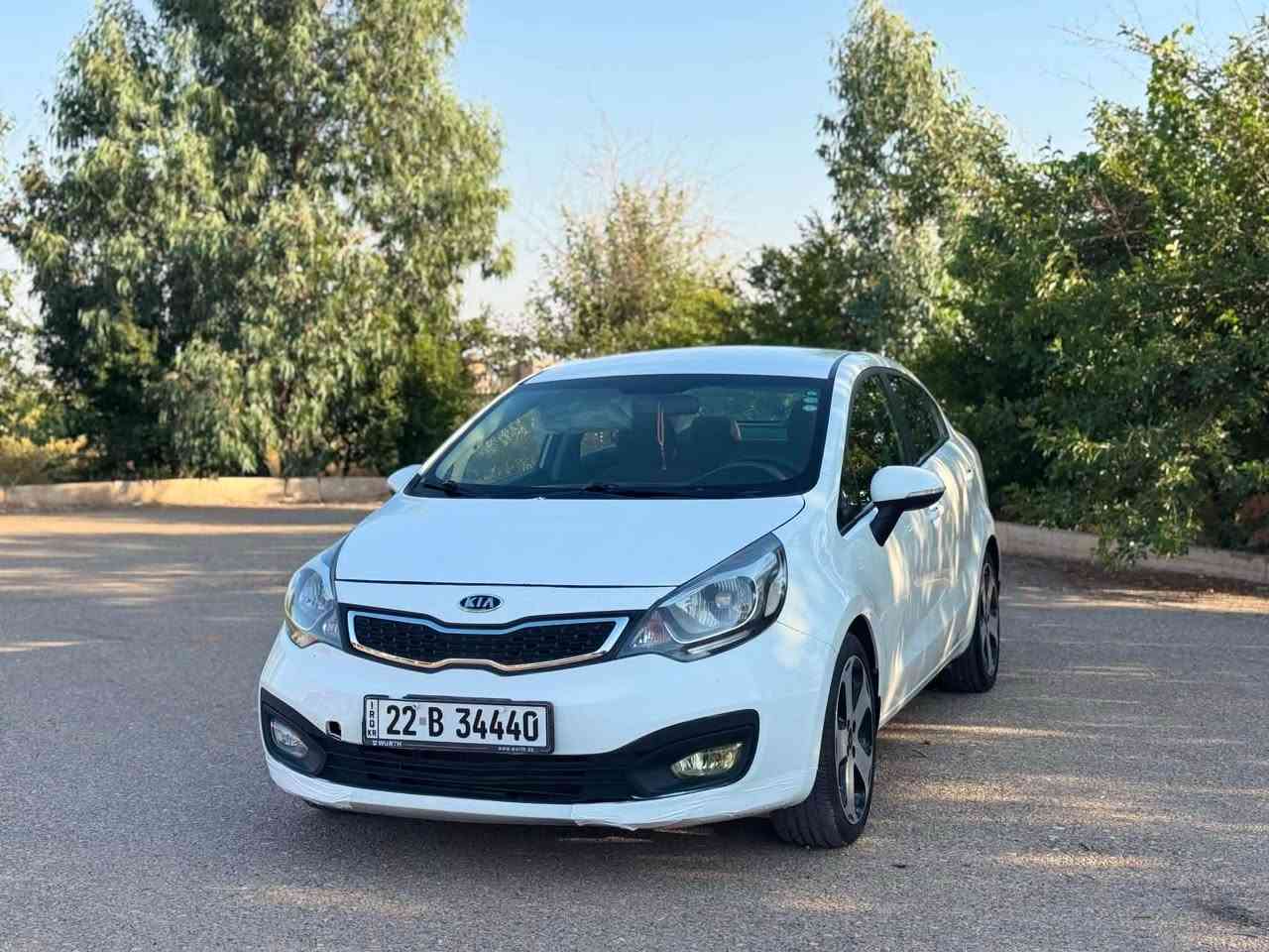 کیا ڕیۆ ٢٠١٣ فول مواسەفات بەس سلایت نیە بۆنیتی سبوغە لەگەڵ دەرگای پشتەوەی لای سەکن ناو قەیسیە سەنەوی نوێە نرخی
نرخ.82
ژ.م/ *********** كويسينجاك, أربيل
