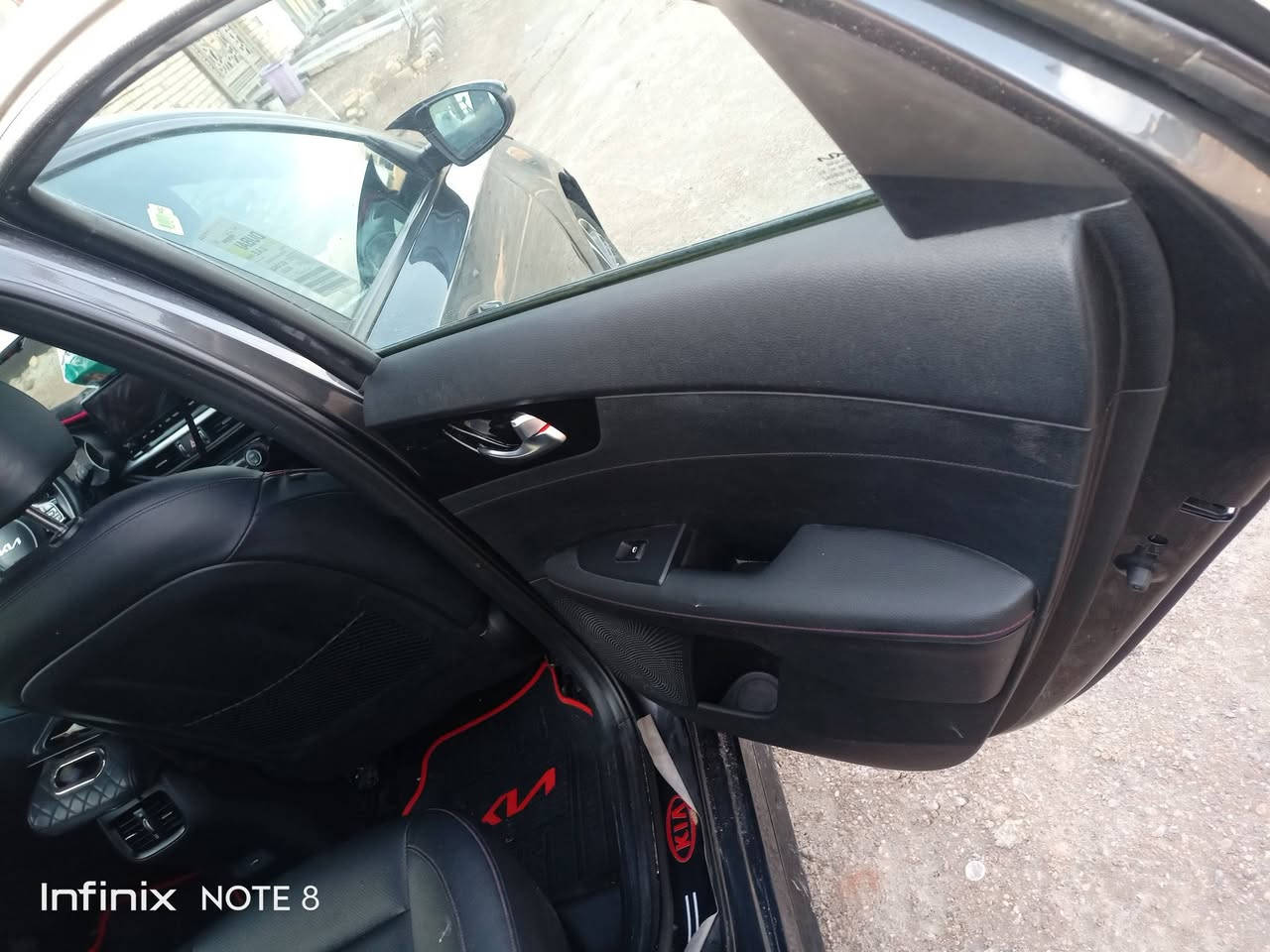 ‏#كيا_فورتي_GT_فول_موصفات
‏مكينه1600تيربو كير دي سي تي دبل كلج المرغوب
‏حادثها بنيد وجاملغ  ماشيه 76الف
‏-تحكم جهتين بصمه فتحه  تبريد تتفئه
‏تبريد وتتفئه بالكشنات  شفتات بالستيرن
‏انضمت قياده ثلاث وضعيات شاشه كبيره
‏بعد هواي بيها موصفات اعله فئه بالفورتي
‏#سعر140وبيها  
‏***********
‏
