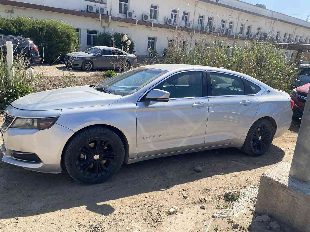 السلام عليكم. للبيع او مراوس . امبالا. ٢٠١٧ ماشية ١١٢  ميل ، ٤ سلندر  . حادثها جاملغ امامي وبنيد  وبيها بابين بارد اثر طخات بسيطه رايدها ١٠٥ وبيها مجال مكاني بغداد حي القاهره ***********
