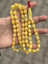 سبحة كهرب • بيض حمام • ٦٥حبة