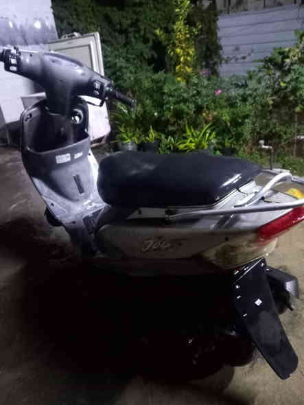 السلام عليكم دراجة البيع ماكس منغولي بلاديه كامله مكمله عوزه بس شخاصه دراجة ختم واحد على وصع ابلاد سعر ٤٥٠ وبيه مجال مكاني بغداد شارع فلسطين رقمي *********** متواجد اربعه وعشرين ساعه
