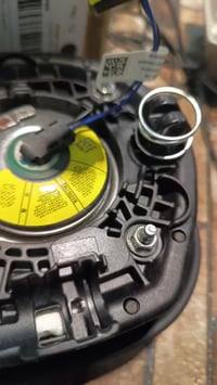 للتواصل  07863613798