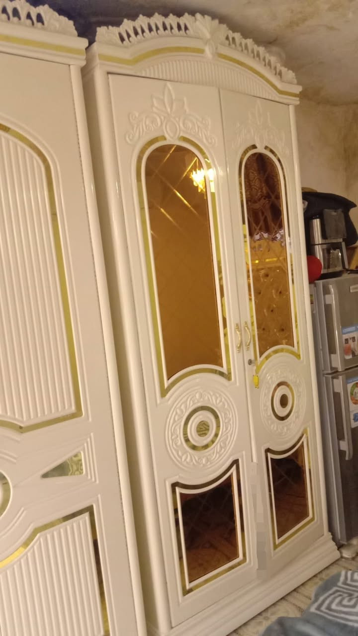 غرفه نوم عراقيه شغل تركي مصبوغه صبغ حراري الغرفه نضيفه 95/: الاستفسار ع رقم ***********
