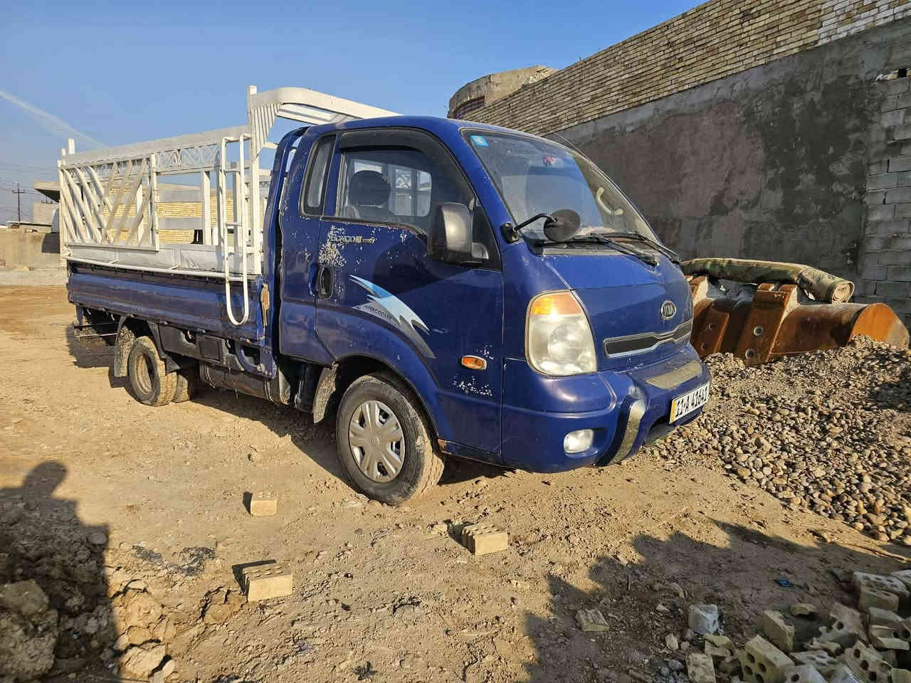 السلام عليكم كيا قرده مديل ٢٠٠٧ سياره جاهزه وبلاديه تخم تاير صدر جديد محرك مشترك ٣٠٠٠ بي بخار كير اكسل شاصي كفاله كهربائية كلهه شغاله على البلاد رقم بغداد انكليزي هزه وسنويه قبل ١٠ تيام جددته السعر ٧٧ للستفسار (***********)/(***********)
