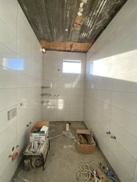 تركيب سيراميك • درجة اولى • الرمادي