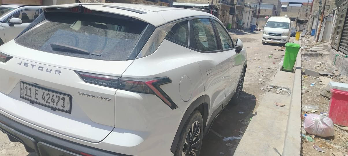 جيتور دايشنك لكجري موديل ٢٤ ماشيه ٥٨ الف بيها حالوب بسيط وشويه بارد اموضح باالصور سعرها ٢٢٥٠٠ للاستفسار ***********

