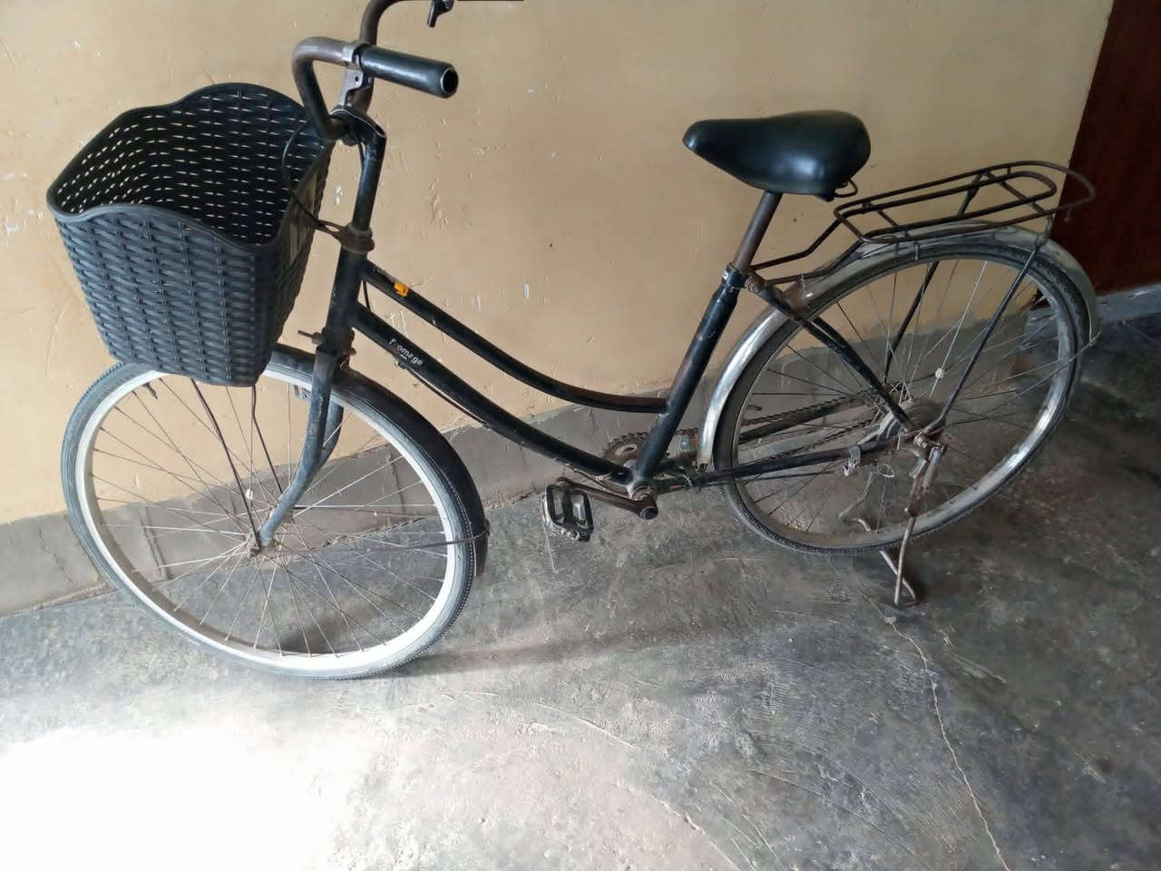 الباسكل  للبيع نضيف درجه اولى
الحجم 26
السعر 50 وبيه مجال 
الاتصال الأستفسار 
***********
