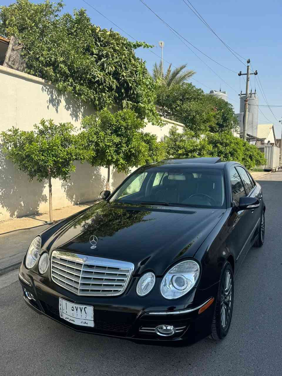 السلام عليكم للبيع فقط بدون مراوس بدون قسط نقد فقط
مرسيدس  W211 E350 2009 
واود امريكي كلين بدون حادث 
 قطع صبغ فقط رش بدون معجون 
محرك 350 عقل فوك المكينه 
محرك. كير. حداديته. تبريد. كهربائيات. جدد بوضع الشركه بدون عطل او نقص وادامه كامله جديده 
تخم تاير باتري منظومه بنزين جدد 
فول موصفات 
سلايد روف كشنات خرن وكهرباء وهيتر تجاوي كهرباء برده كهرباء ستيرن كهرباء لايت عدسه زنون 
الخ .. باقي تفاصيله معروفه 
رقمع بغداد 4 ارقام مشروع وطني تحويل مباشر مكانه بغداد العطيفيه 
والسعر 110 وبيه مجال بسيط 
اي استفسار فقط الاتصال ***********
