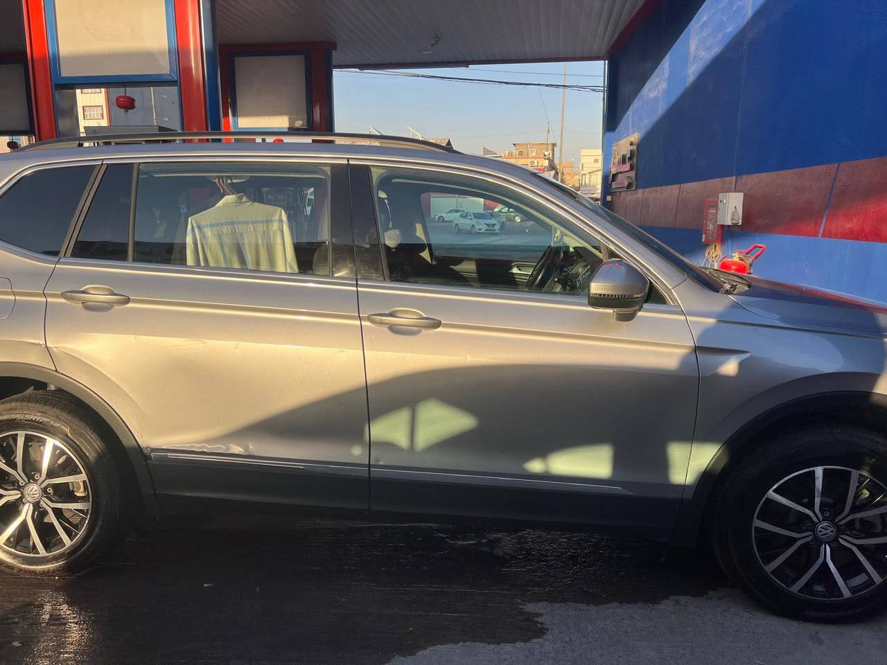 للبيع او مراوس باامريكي ٧ راكب
فولكس واكن تيكوان 
موديل ٢٠٢١ 
فول مواصفات ار لاين
محرك ٢٠٠٠ تيربو 
ماشيه ٧٠ الف ميل
٥ راكب 
بانوراما 
كار بلي 
رادار 
وبعد بيهه هواي مواصفات 
الضرر باب السايق من جوه والجاملغ الايسر من الاخير بجم كبس 
سياره جاهزه من كلشي 
رقم اربيل تحويل ثاني يوم 
السعر ١٥٧ وبيهه مجال بسيط 
مكان السياره بغداد / حي الجامعه
للاستفسار اتصل ***********
