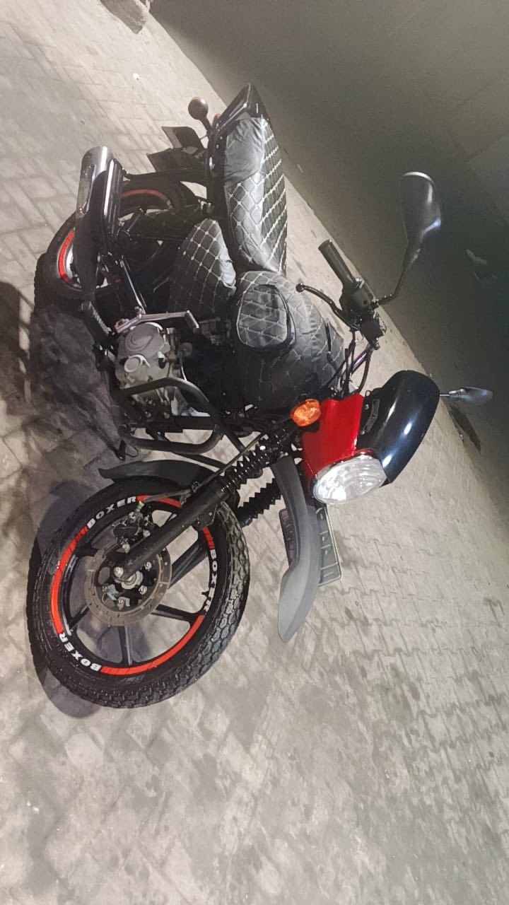 يالله
بوكسر جبلي للبيع موديل 22نزول 23شهر 12مرقم كامل باسمي لوحه وسنويه نكليزي تحويل ثاني يوم كفاله عامه جيب فيتر وفحص مكاني بغداد 

***********متواجد وتساب
