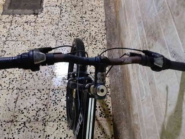 بايسكل شوفرليت للبيع
البايسكل كامل امكمل 
نضافه 95%
مكاني موصل حي الحدباء 
سعر100الف 
استفسار ***********
