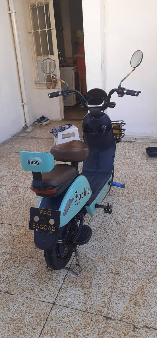 اخوان ماطور شحن للبيع كامل مكمل اربعه باتري جديد قبل اسبوع شادهن تاير زوج جديد السعر 200 الف رقمي وتساب ***********
