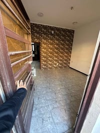 بيت للايجار • محادي شارع المطار • المربع الذهبي