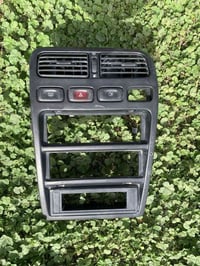 قطع غيار سيارات • للبيع