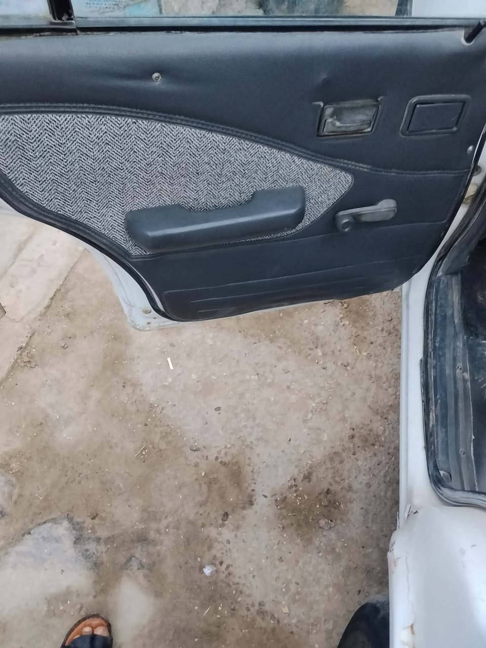 سلام عليكم اللبيع دايو لمنس رقم ديالى نكليزي سنويه 29 تحويل مباشر محرك وكير كفاله عامله كهربيات كله شغاله تخم تايرات جدد داخله بطاين جدد مكان بابل جبله رقم الهاتف ***********.      ***********
