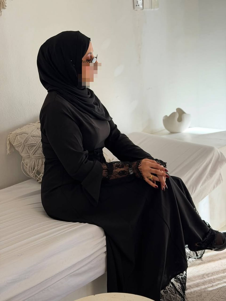 hoor_abaya____
فستان اسود أنيق بتفاصيل دانتيل فاخرة

✨تصميم راقٍ بقصة انسيابية مريحة
✨أكمام مزينة بالدانتيل الناعم
✨لون أسود كلاسيكي لا يفقد اناقته
السعر 55 وتوصيل مجاني لجميع محافظات العراق

للطلب والاستفسار مراسلتنا على الخاص 📩


**إذا كنت صاحب هذا الإعلان وتريد حذفه لأي سبب، رجاءا أرسل رسالة إلى الدعم الفني**