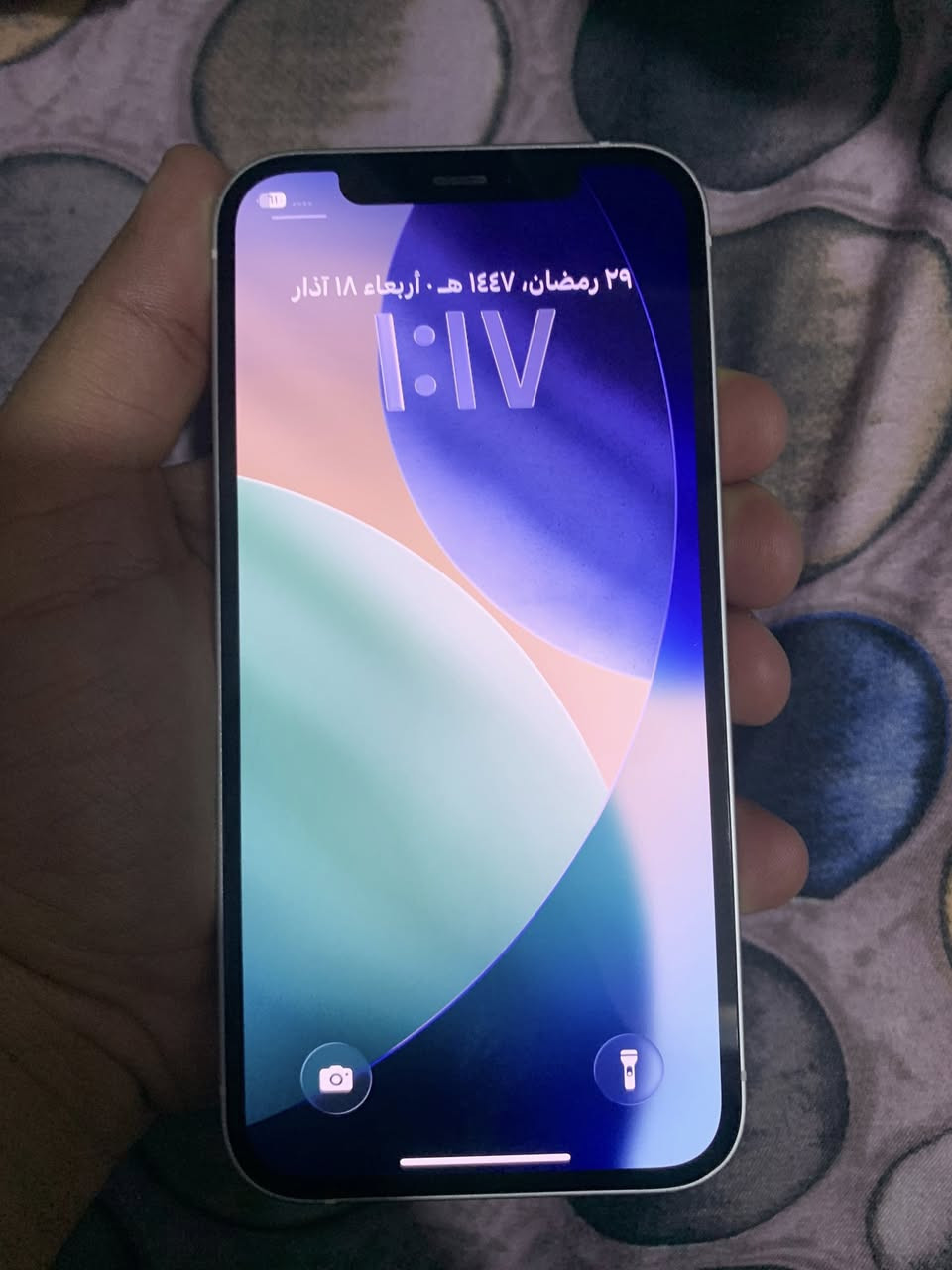 آيفون 12 العادي جهاز  مكفول من كلشي  كله بلادي بطاريته 75 ذاكره 128سعره 325وبي مجال رقم ***********
