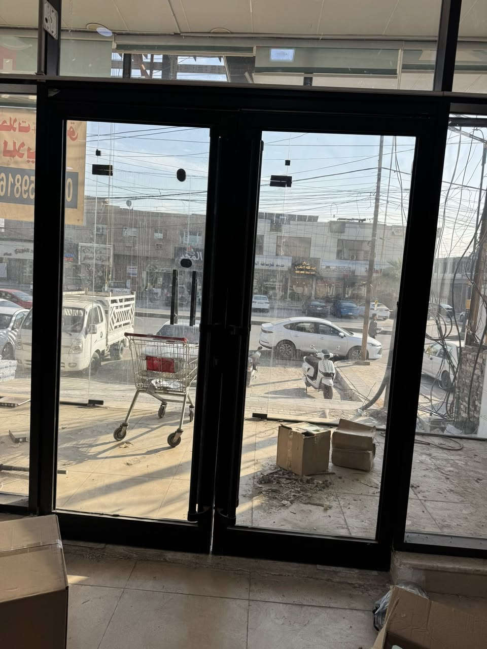 اريد ابيعهن ارتفاع  4 متر وطول 30 متر وياهن بيبان بسعر مناسب  مكاني السيدية ***********
