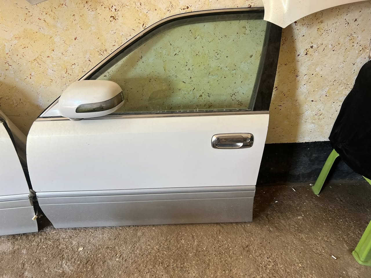 يا الله للبيع بيبان وجنطه وبنيد وجاملغ فول نضافه السعر 400. وبيها مجال للشراي  ماجاوب خاص الرقم ***********
