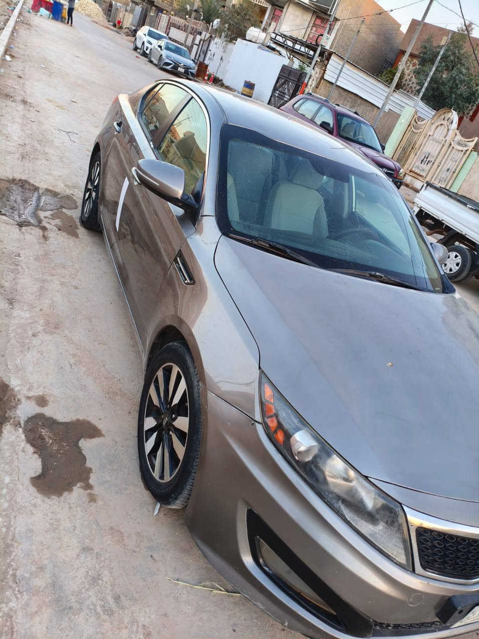 السلام عليكم اوبتما وارد امريكي موديل ٢٠١٣ محرك ٢٤٠٠ رقم بابل مشروع وطني مكفوله من الضربه والتبديل بيها صبغ بس البنيد فقط
شاصي ولغد وتكم وحوض كفاله وضع شركه 
محرك وكير وصدر جديد تخم تاير جديد تبريد تتدفئه شغال سياره جديد مال بيت برغي مامفتوح بيها على وضع الشركه 
مكاني بابل 
السعر ١٠٥ 
رقمي ***********
