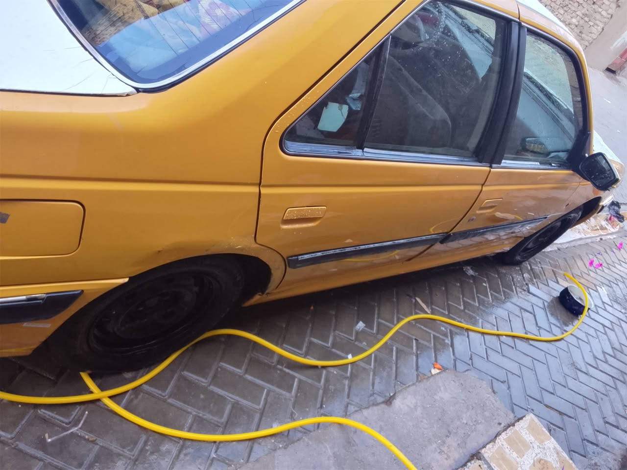 سلام عليكم بيجو بارص موديل 15 كير مكينه تبريد خير من الله  سياره مابيها ضربه سياره بلاديه  بس بنيد مبدل سعر 35 بغداد مدينه الصدر ***********
