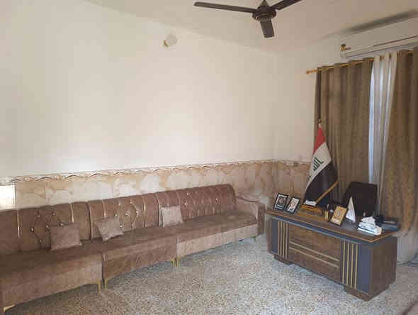 للبيع مشتمل  ركن  طابقين مع محلات عدد 2 موقع تجاري في النعمانية شارع 20 بالقرب من جامع ابراهيم الخليل .
مساحة البناء 145 م .
طابق الاول استفبال + صالة + مطبخ + صحيات.
الطابق الثاني غرفيتين نوم + صالة.
السعر المطلوب 135 مليون قابل للتفاوض.للاستفسار الاتصال بالرقم ***********
